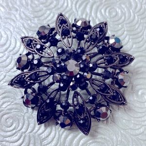 BLACK RHINESTONE STARBURST BROOCH 2" Round Flower Vintage Style